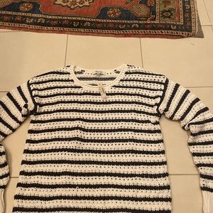 BRAND NEW SWEATER